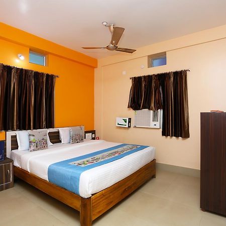 Krishna Residency Hotel Puri Zewnętrze zdjęcie