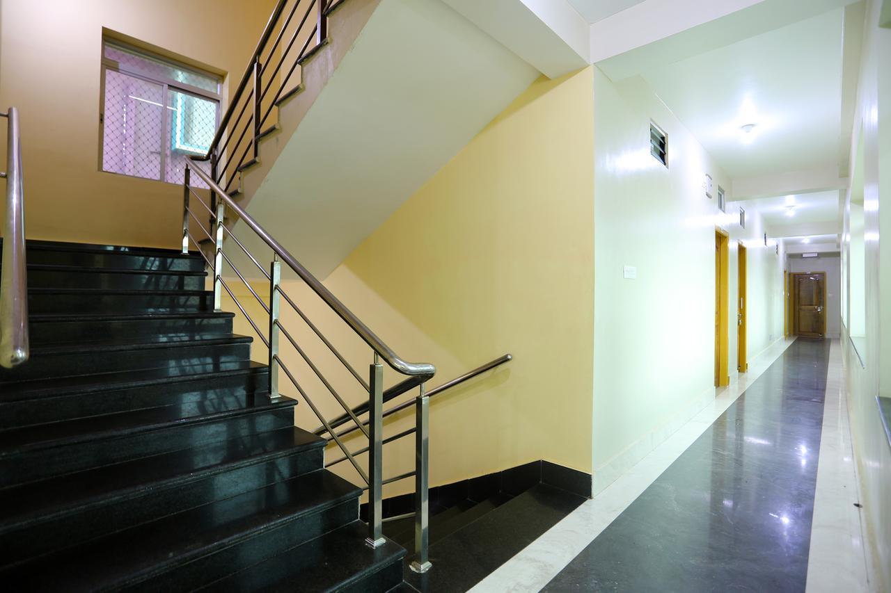 Krishna Residency Hotel Puri Zewnętrze zdjęcie