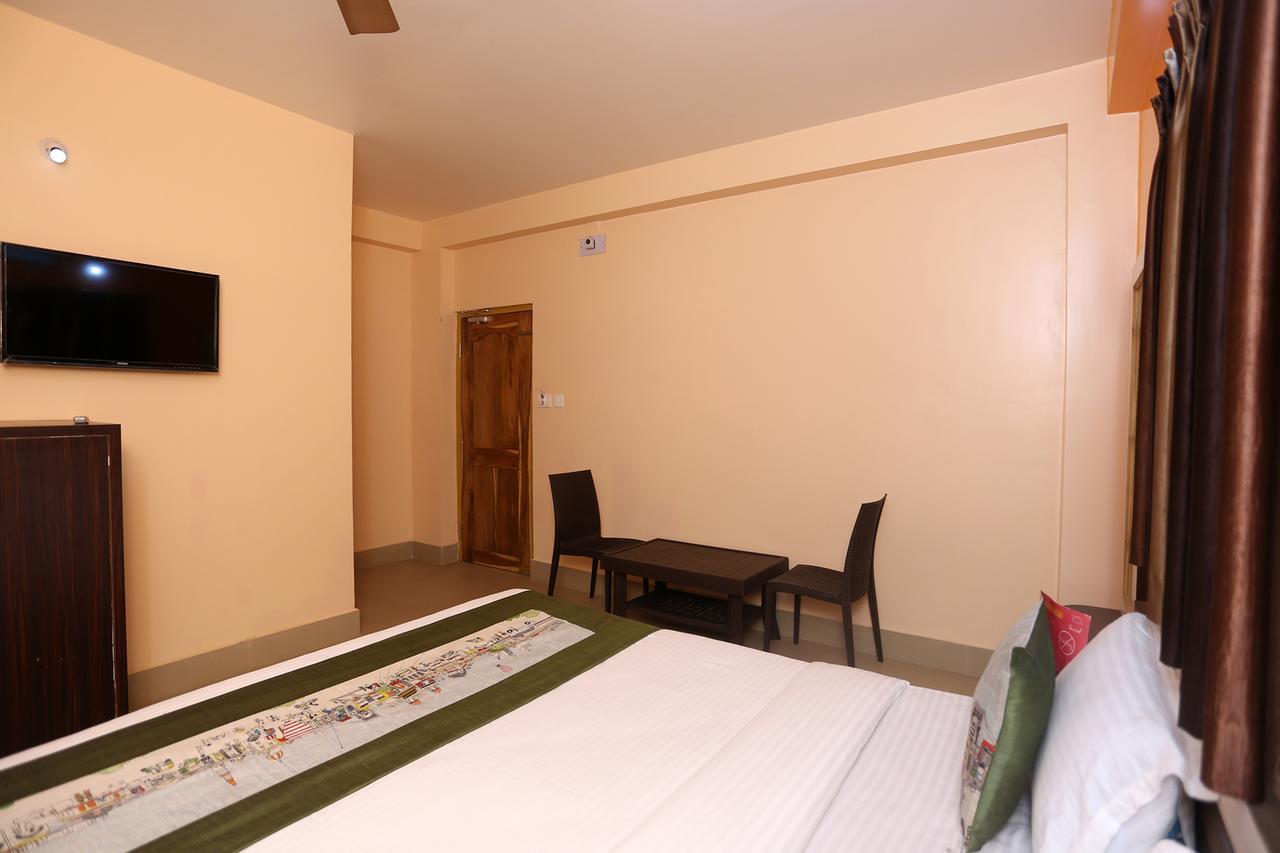 Krishna Residency Hotel Puri Zewnętrze zdjęcie