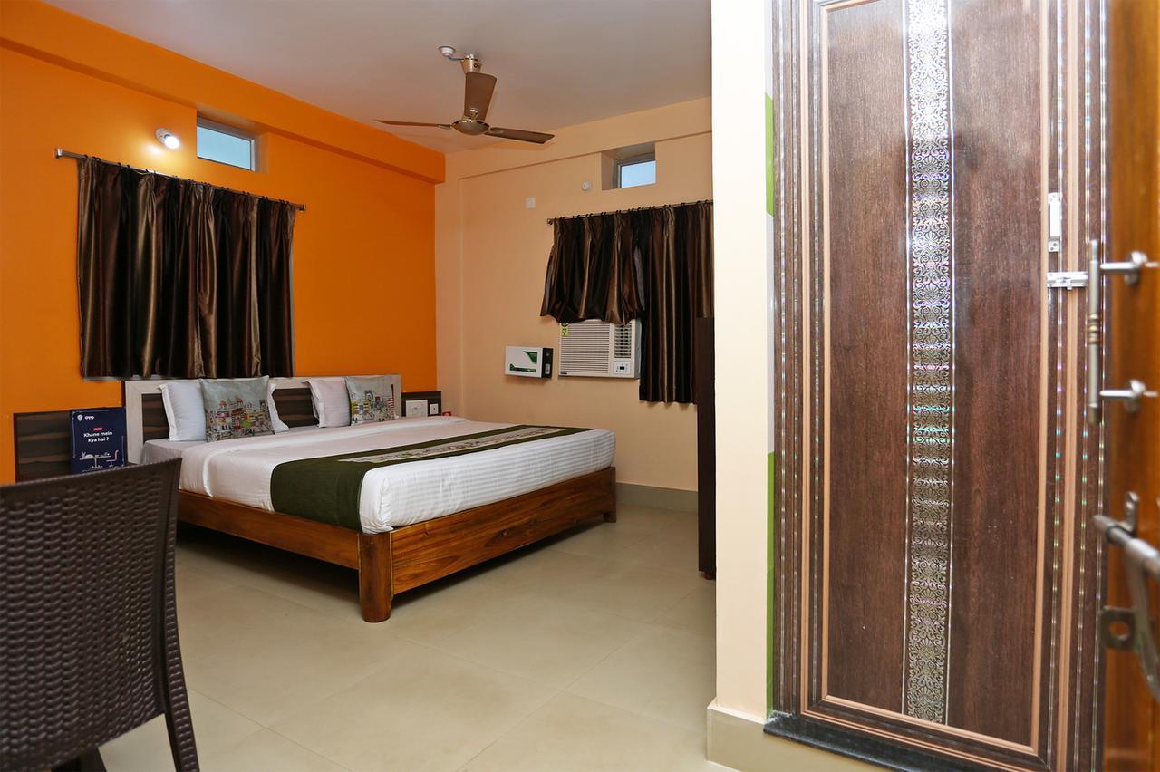 Krishna Residency Hotel Puri Zewnętrze zdjęcie